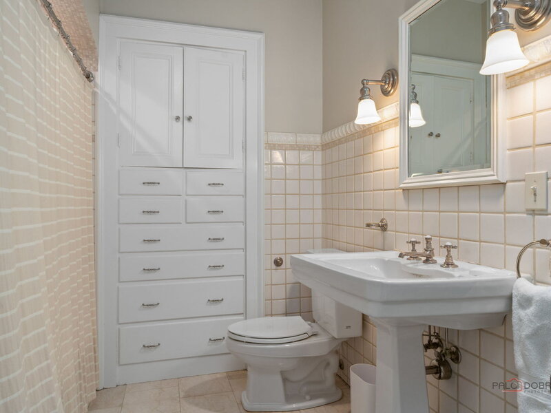 400 Washington Road Lake Forest IL 60045