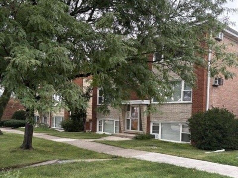 7814 W Belmont Avenue Chicago IL 60634