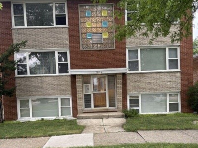 7814 W Belmont Avenue Chicago IL 60634