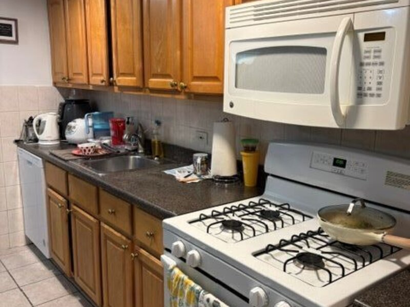 7814 W Belmont Avenue Chicago IL 60634