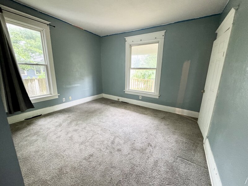 1549 W 14th Street Davenport IA 52804