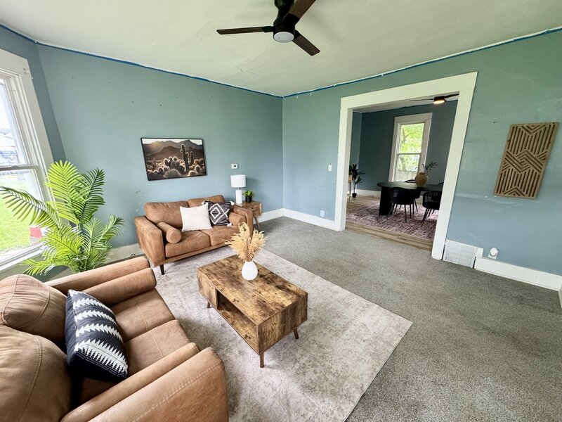 1549 W 14th Street Davenport IA 52804