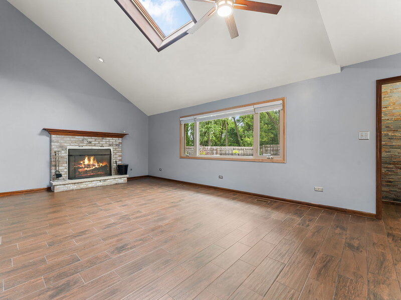 652 Naoma Drive Crete IL 60417