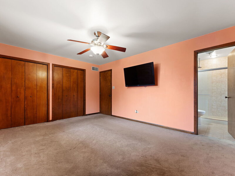 652 Naoma Drive Crete IL 60417