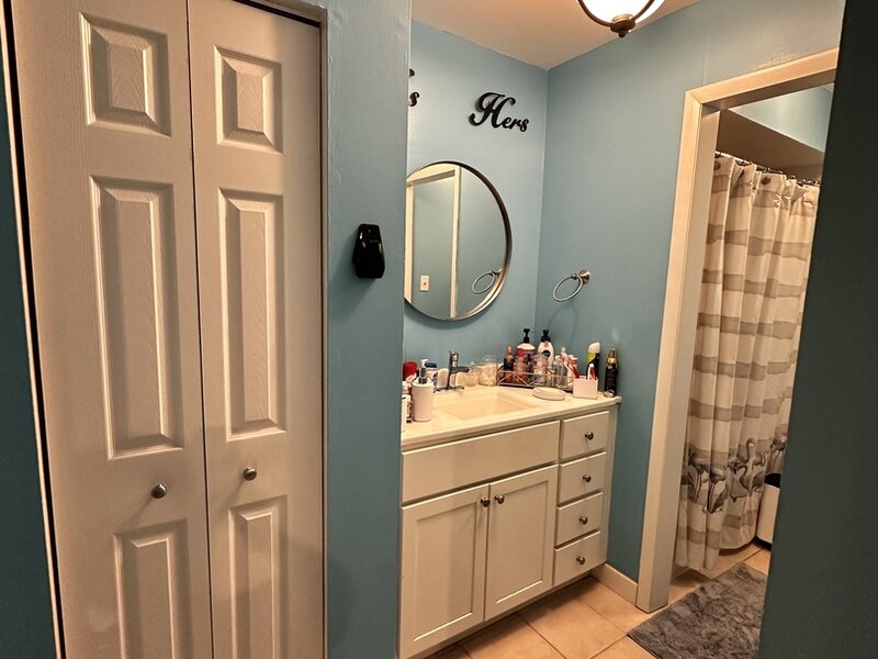 105 W Elk Trail Carol Stream IL 60188