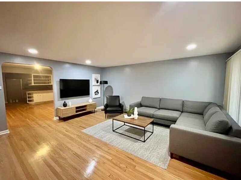 2545 W 115th Street Chicago IL 60655