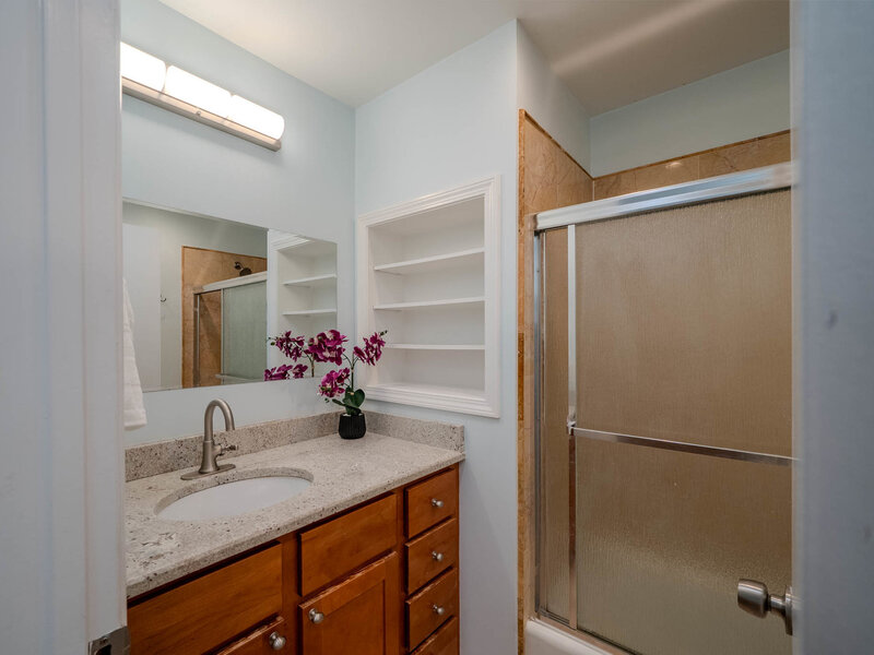 934 E 55th Street Chicago IL 60615