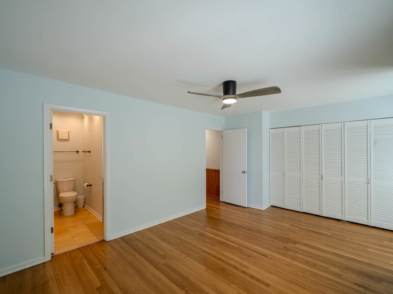 934 E 55th Street Chicago IL 60615