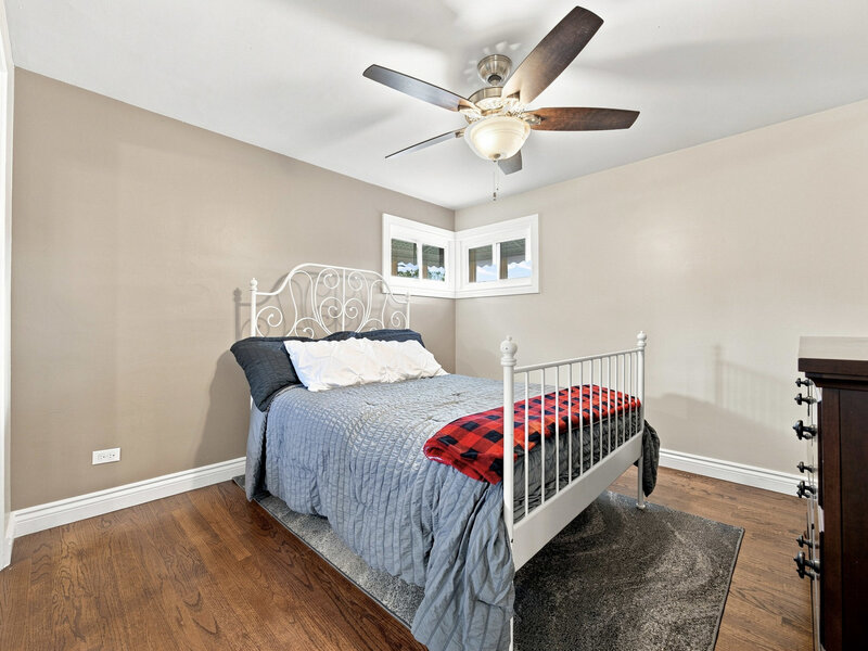 311 W Taylor Road Lombard IL 60148