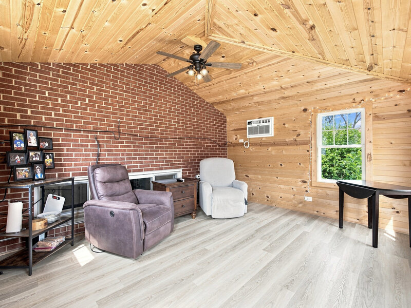 311 W Taylor Road Lombard IL 60148