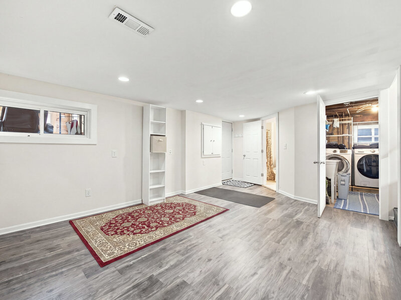 311 W Taylor Road Lombard IL 60148