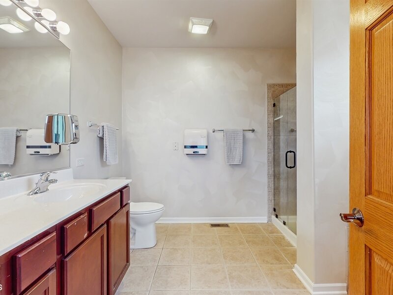 301 W Eagle Court Waukegan IL 60087
