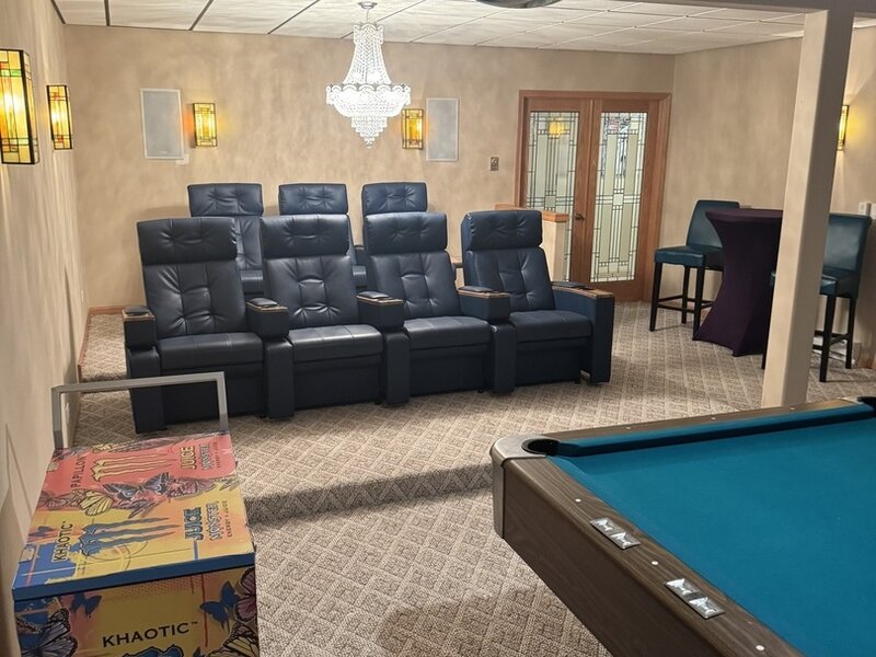 301 W Eagle Court Waukegan IL 60087