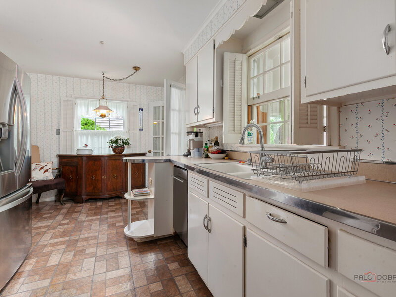 214 Washington Circle Lake Forest IL 60045