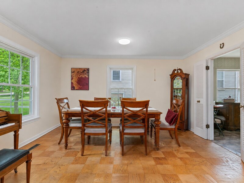 214 Washington Circle Lake Forest IL 60045