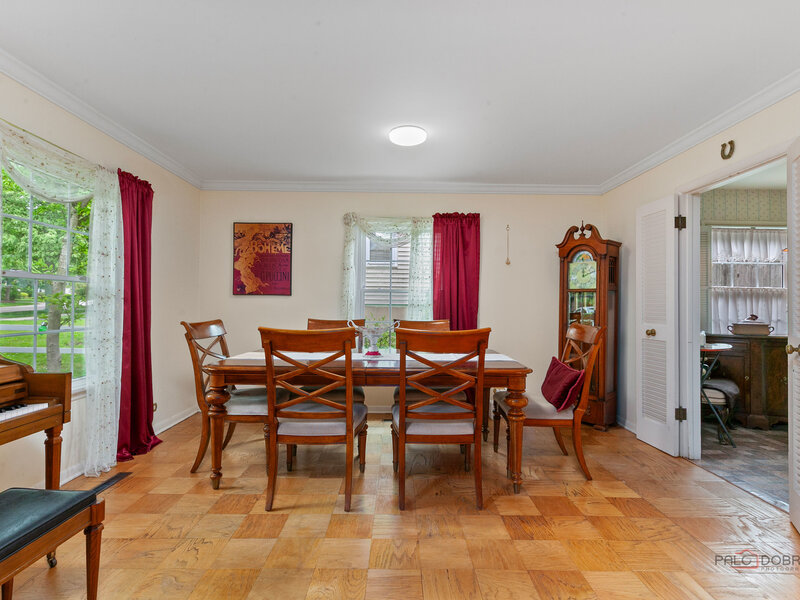 214 Washington Circle Lake Forest IL 60045