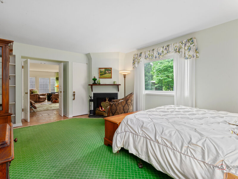 214 Washington Circle Lake Forest IL 60045