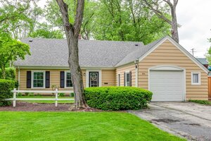 Photo of 214 Washington Circle Lake Forest IL 60045