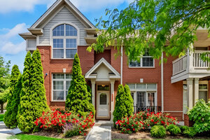 Photo of 404 Callie Court Morton Grove IL 60053 Unit 1A