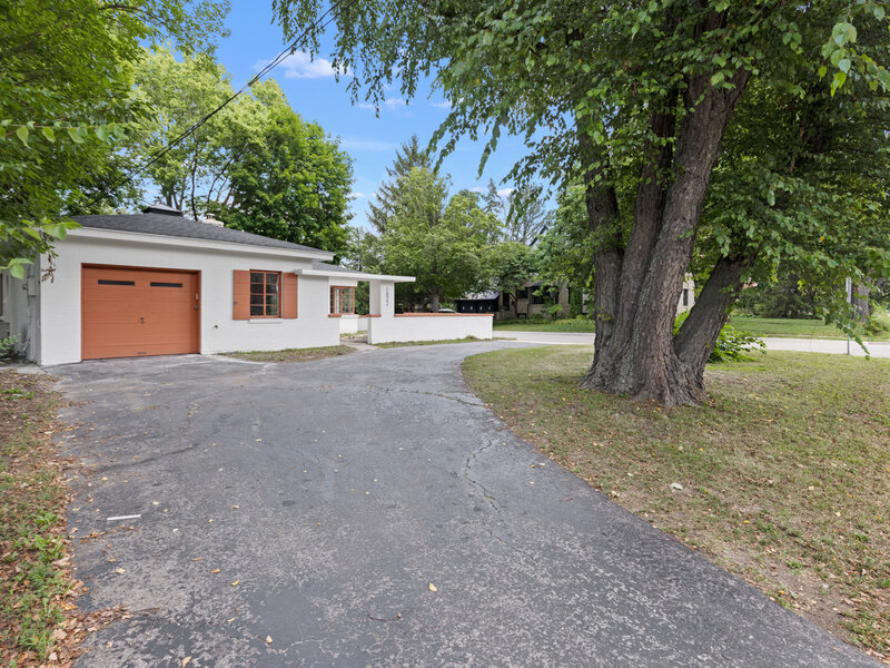 1822 E State Street Rockford IL 61104