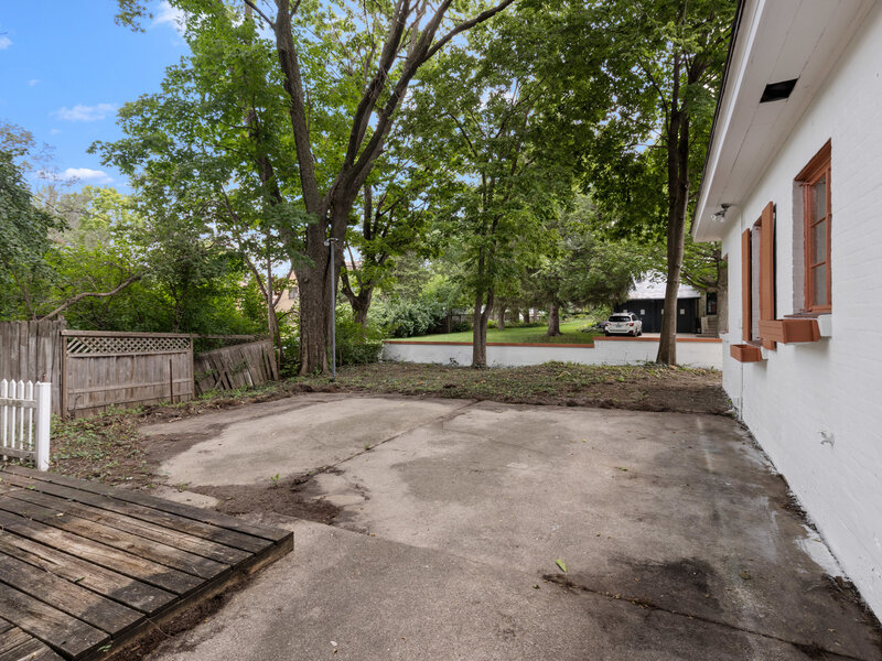 1822 E State Street Rockford IL 61104