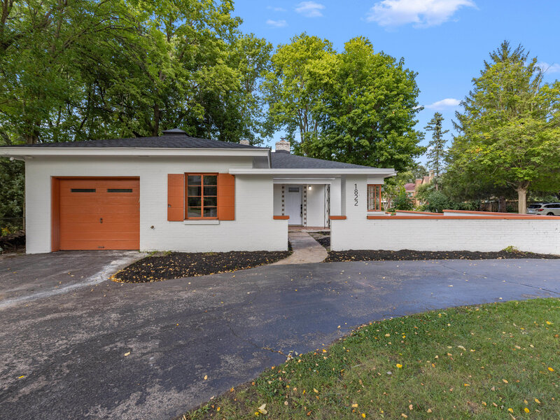 1822 E State Street Rockford IL 61104