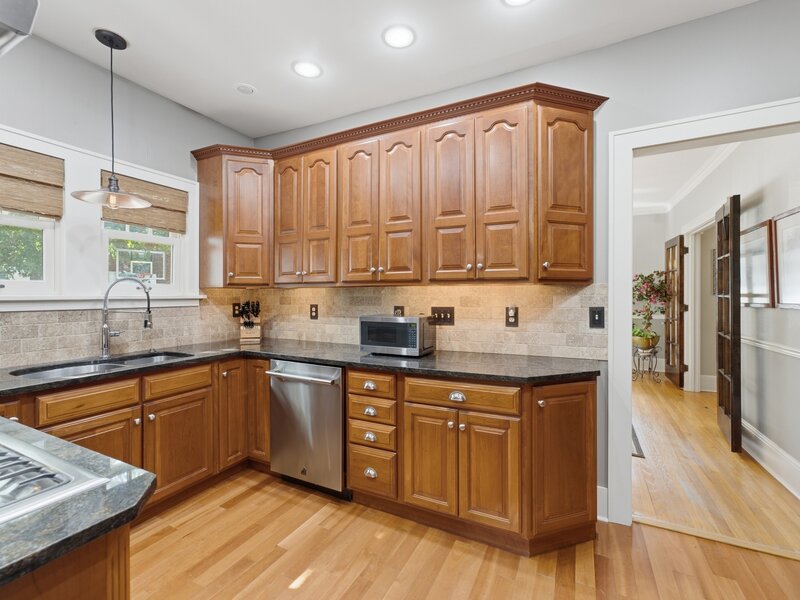 933 22nd Street Moline IL 61265