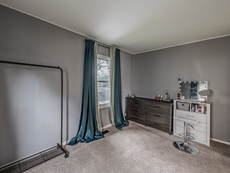 404 Kenyon Avenue Romeoville IL 60446