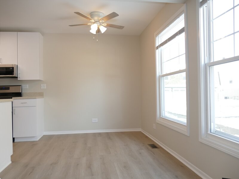 328 Farmingdale Circle Vernon Hills IL 60061