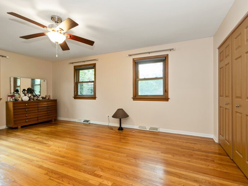 6926 W 115th Place Worth IL 60482