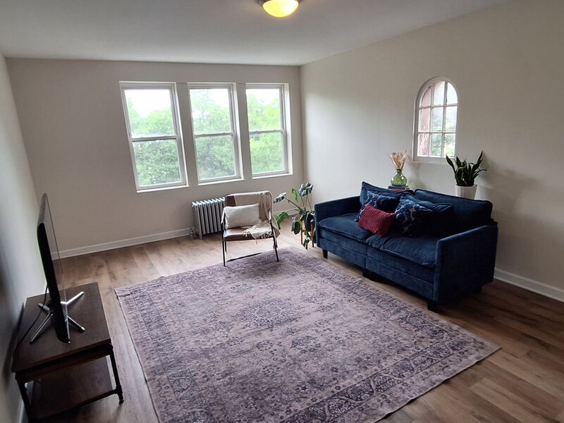 815 E 53rd Street Chicago IL 60615