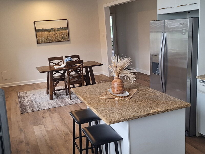815 E 53rd Street Chicago IL 60615