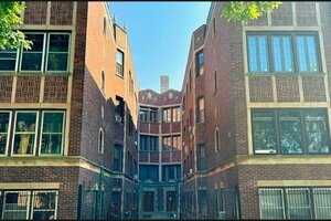 Photo of 815 E 53rd Street Chicago IL 60615 Unit 3