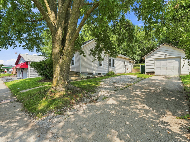 1720 S State Street Lockport IL 60441