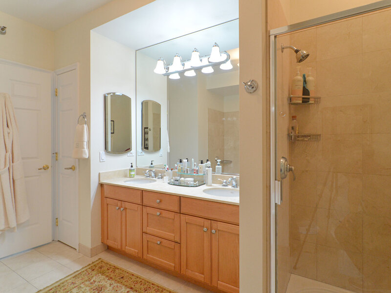 25 E Superior Street Chicago IL 60611