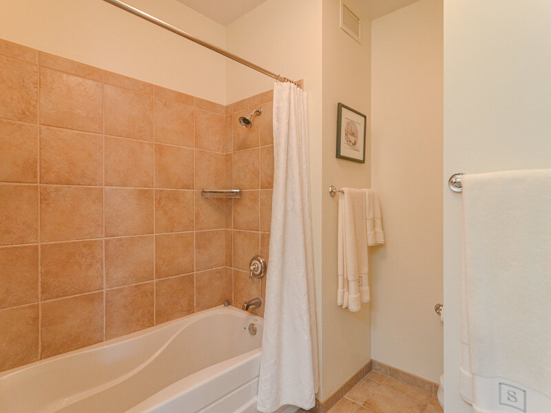 25 E Superior Street Chicago IL 60611