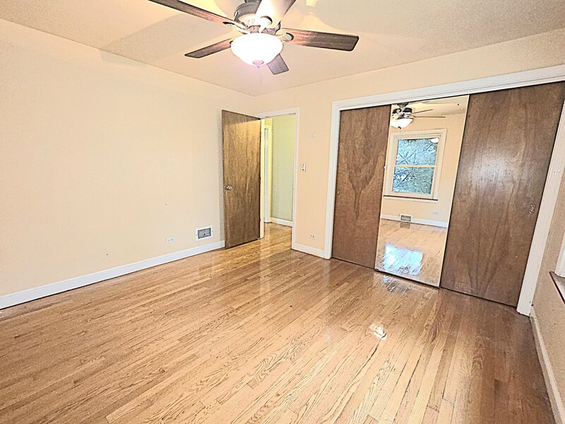 629 Dundee Avenue Flossmoor IL 60422