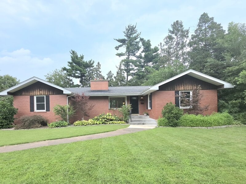 629 Dundee Avenue Flossmoor IL 60422
