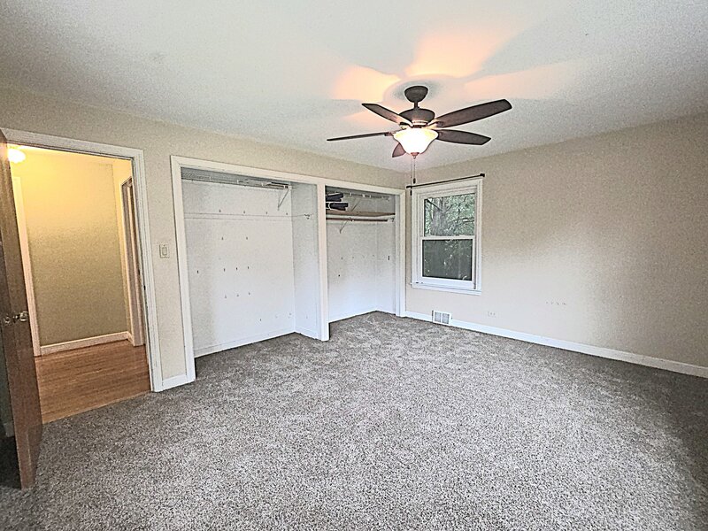 629 Dundee Avenue Flossmoor IL 60422