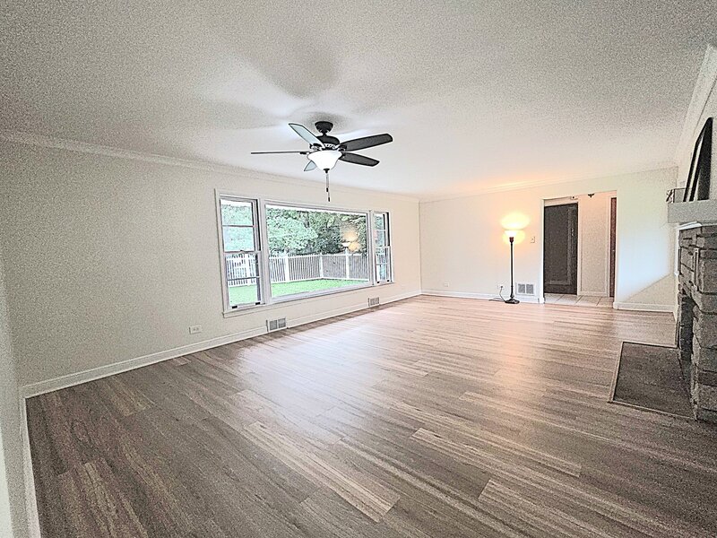 629 Dundee Avenue Flossmoor IL 60422