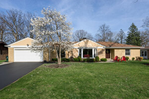 Photo of 1645 Forest Drive Glenview IL 60025