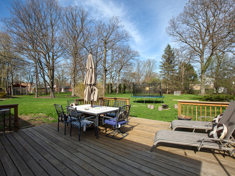 1645 Forest Drive Glenview IL 60025