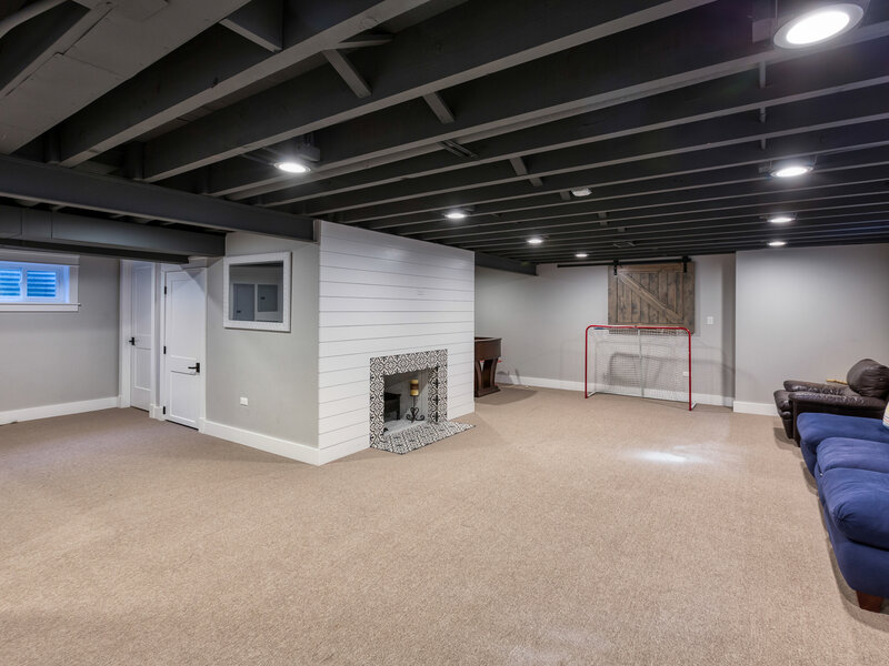 1645 Forest Drive Glenview IL 60025