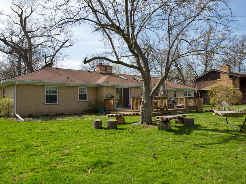 1645 Forest Drive Glenview IL 60025