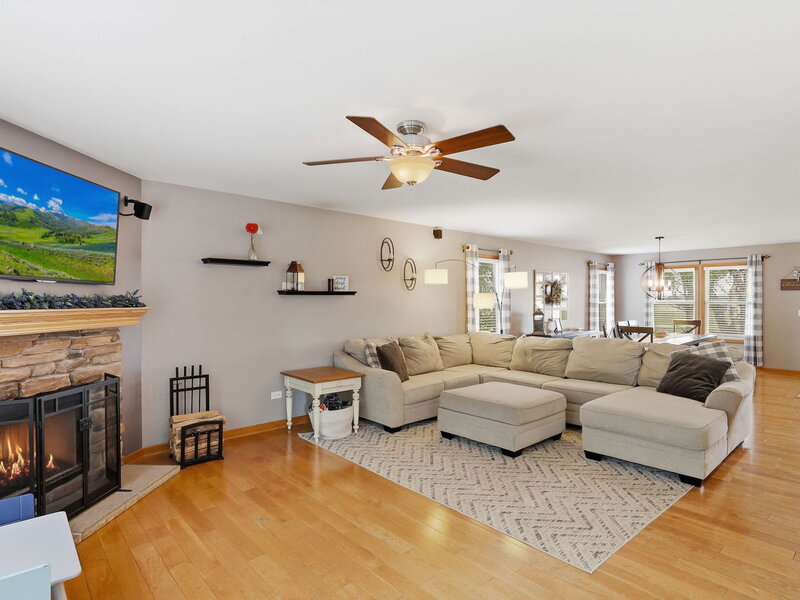 1140 Blackberry Creek Drive Elburn IL 60119
