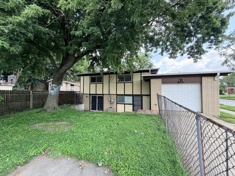14844 Cottage Grove Avenue Dolton IL 60419