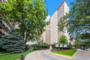 Photo of 3950 N Lake Shore Drive Chicago IL 60613 Unit 1908