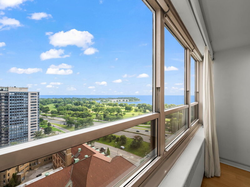 3950 N Lake Shore Drive Chicago IL 60613
