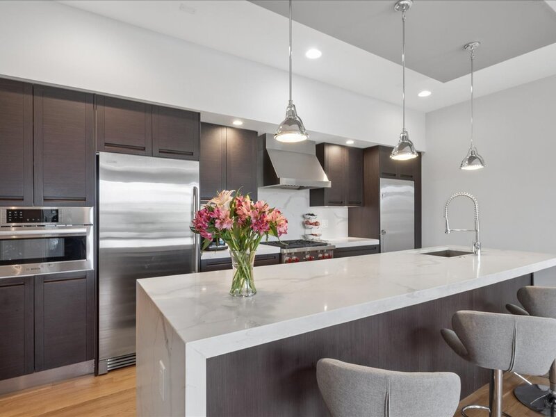 1317 N Larrabee Street Chicago IL 60610