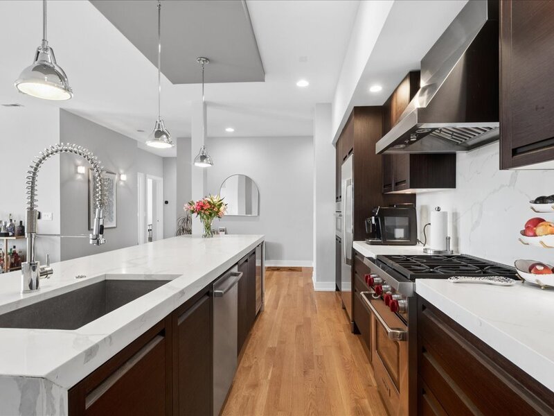 1317 N Larrabee Street Chicago IL 60610